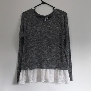 Cute gray top with lace bottom.